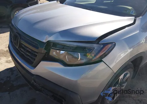 2019 Honda Ridgeline Rtl z USA, uszkodzony, nr VIN 5FPYK3F54KB042135